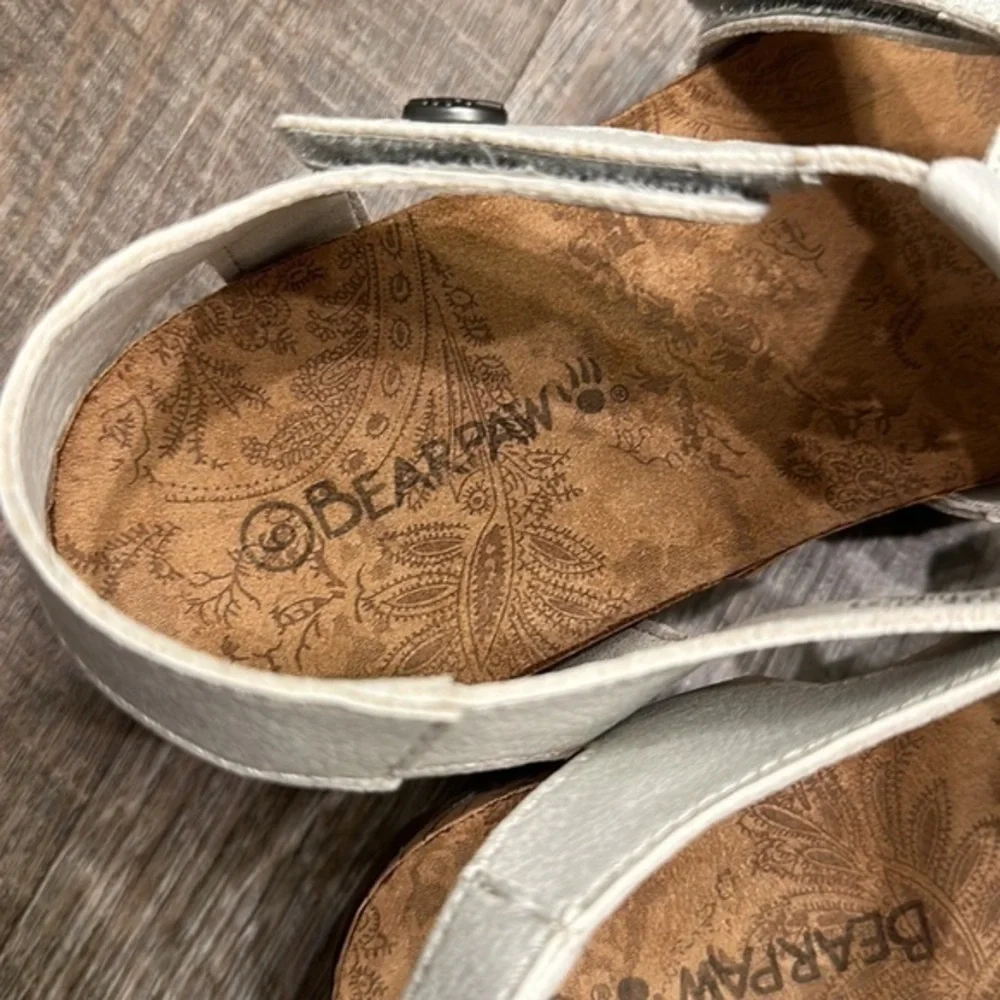 Bearpaw stone white Velcro adjustable comfort walking sandals size 9 - Picture 11 of 12